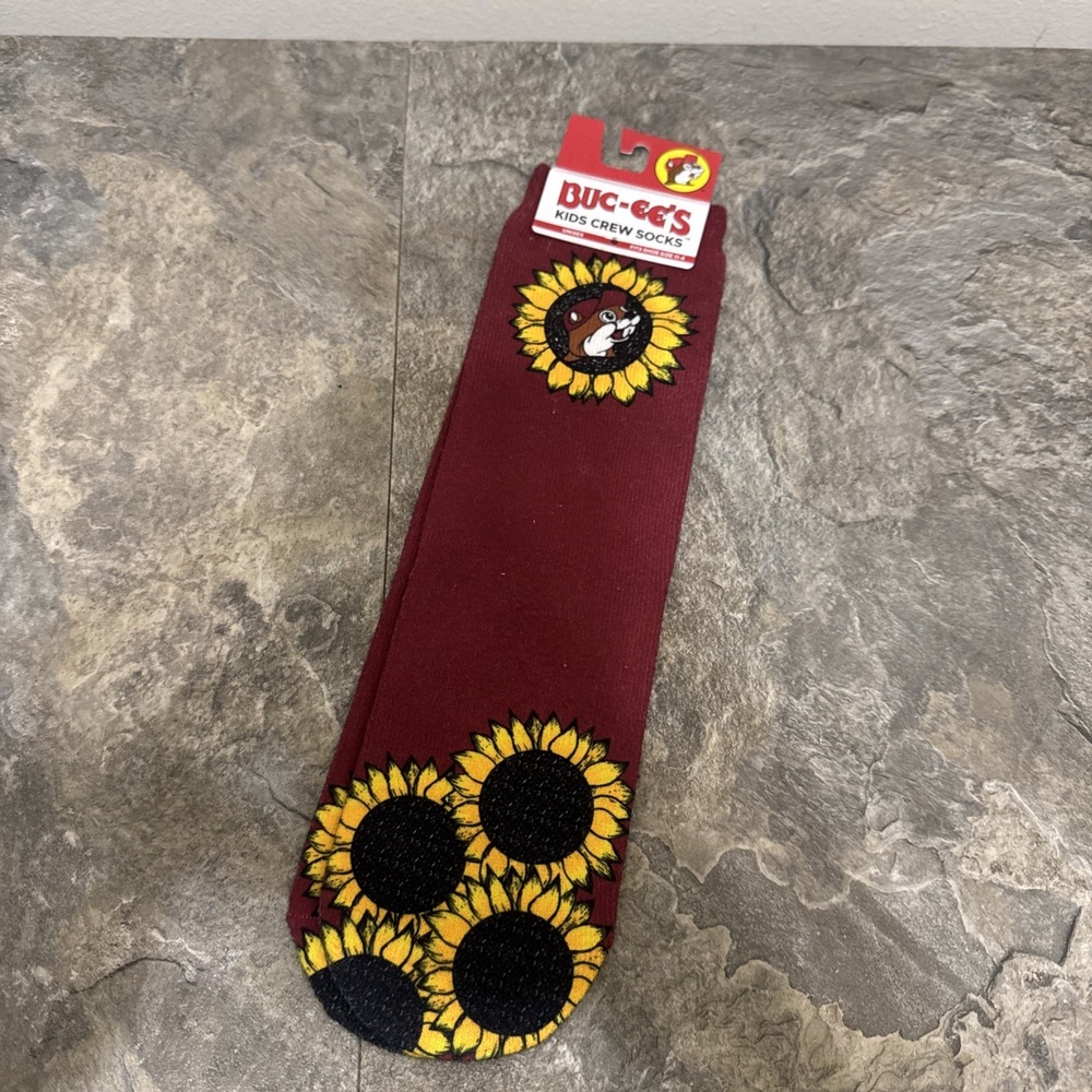 Buc-ee's Kids Crew Socks Mascot Logo Sunflower Red 11-4 NEW